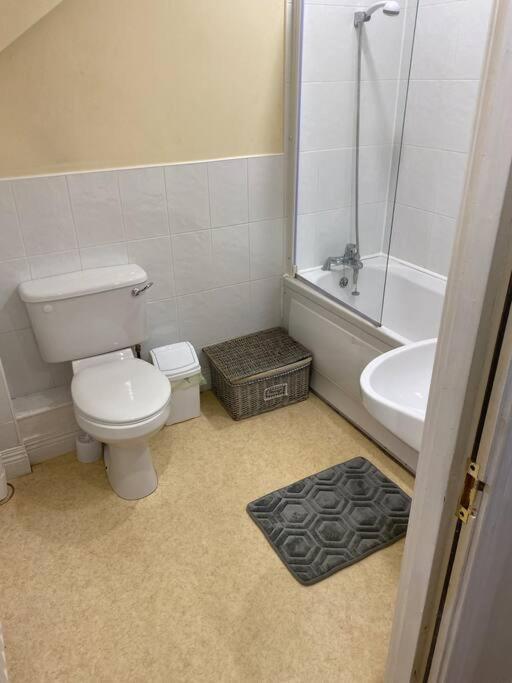 2 Bed Cosy Apartment In Heart Of Mullingar. المظهر الخارجي الصورة
